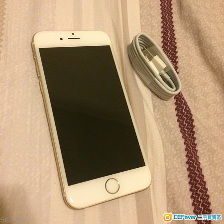 平放iphone 6 64gb 金色 香港行貨